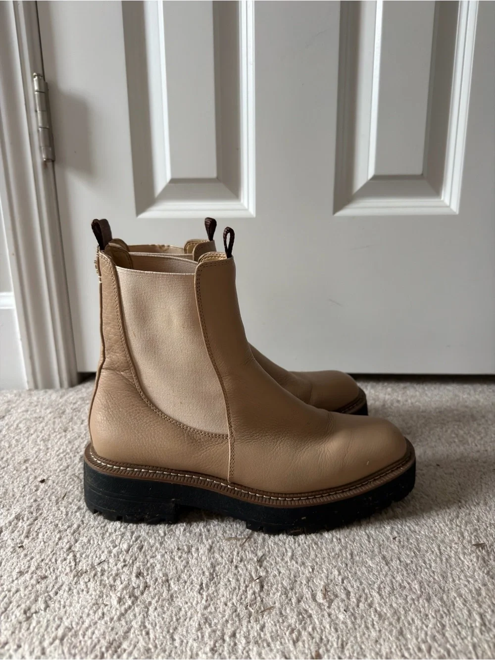 Sam Edelman Laguna Chelsea Boot - Sesame